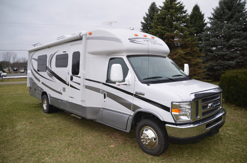 Cruiser 2551 | Phoenix USA RV | Elkhart Indiana